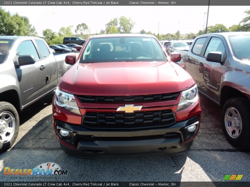 2021 Chevrolet Colorado LT Crew Cab 4x4 Cherry Red Tintcoat / Jet Black Photo #2