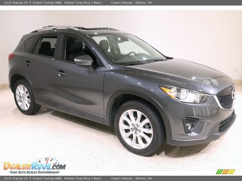 Front 3/4 View of 2015 Mazda CX-5 Grand Touring AWD Photo #1