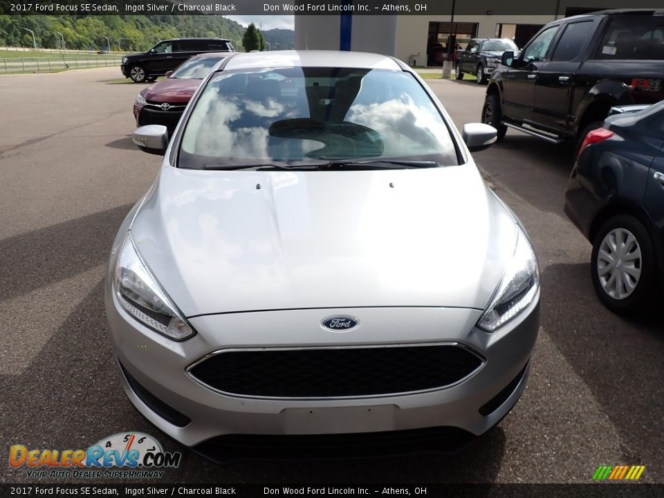 2017 Ford Focus SE Sedan Ingot Silver / Charcoal Black Photo #4