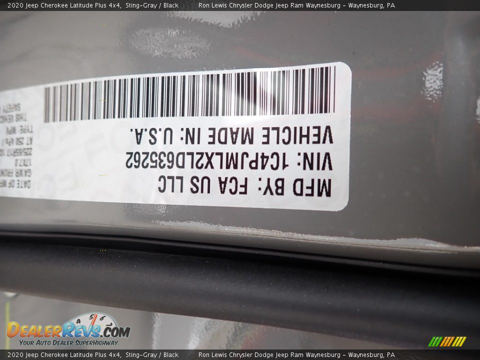 2020 Jeep Cherokee Latitude Plus 4x4 Sting-Gray / Black Photo #11