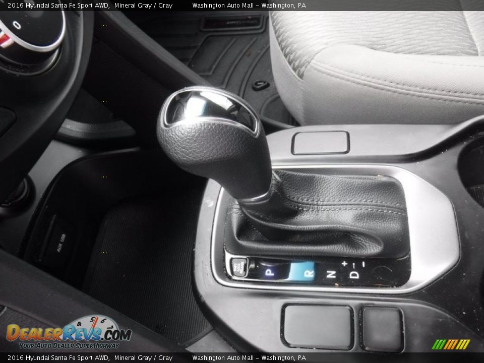 2016 Hyundai Santa Fe Sport AWD Shifter Photo #16