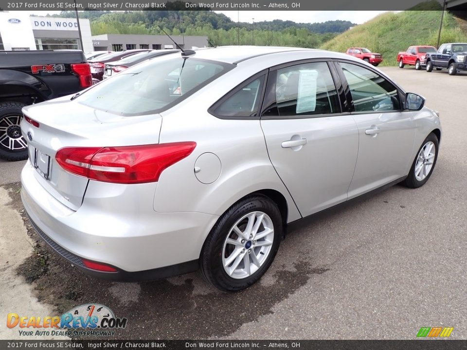 2017 Ford Focus SE Sedan Ingot Silver / Charcoal Black Photo #14