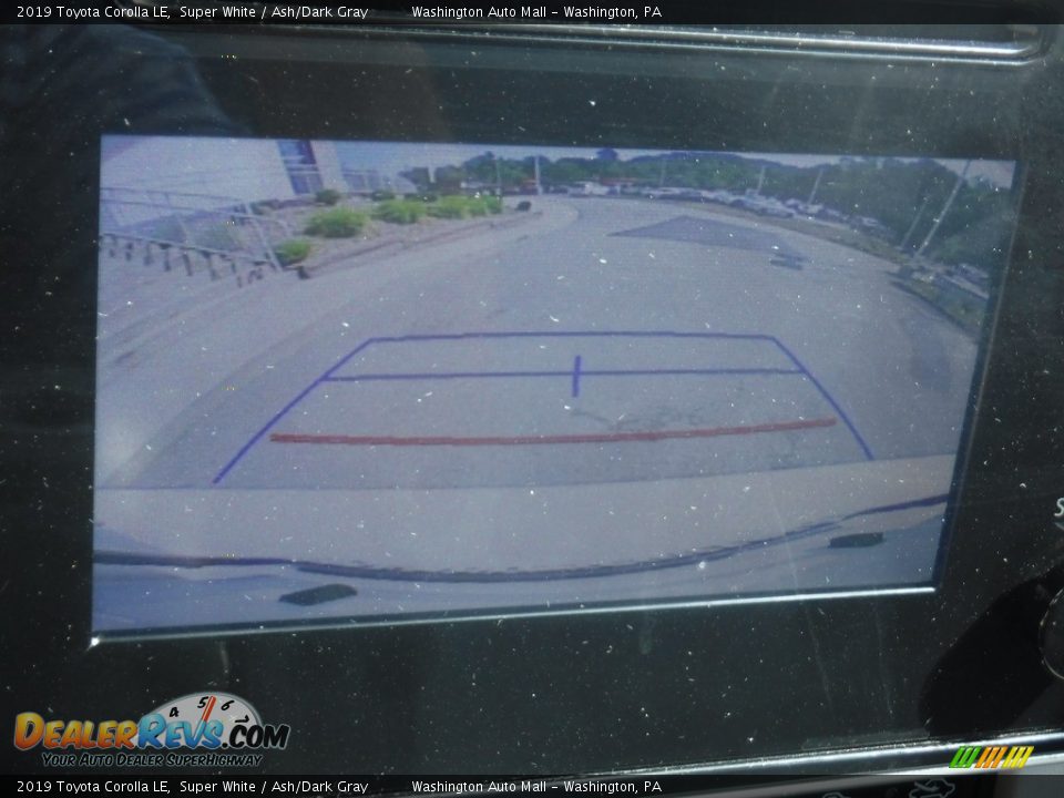 2019 Toyota Corolla LE Super White / Ash/Dark Gray Photo #4