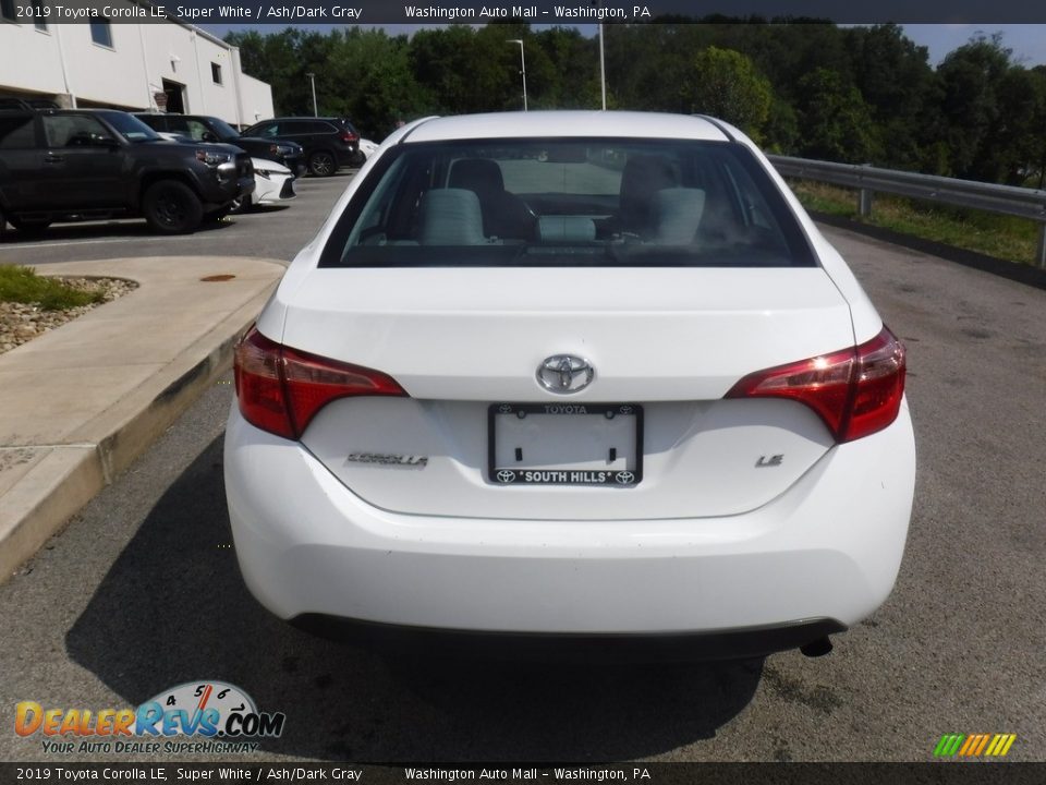 2019 Toyota Corolla LE Super White / Ash/Dark Gray Photo #12