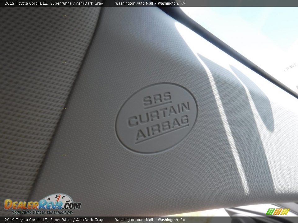 2019 Toyota Corolla LE Super White / Ash/Dark Gray Photo #18