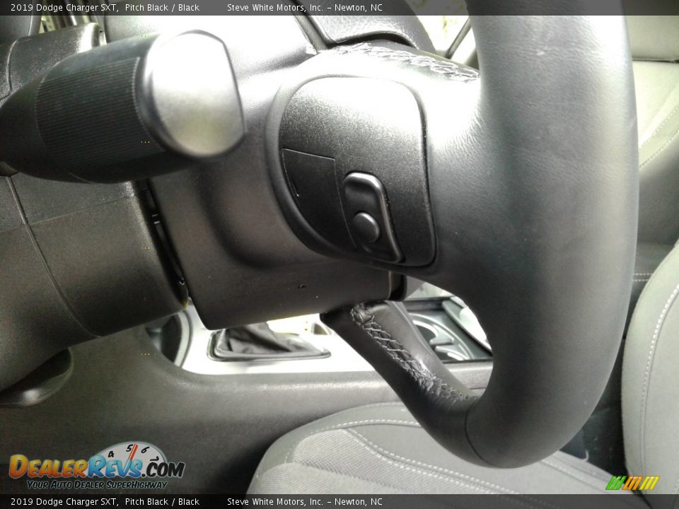 2019 Dodge Charger SXT Pitch Black / Black Photo #12