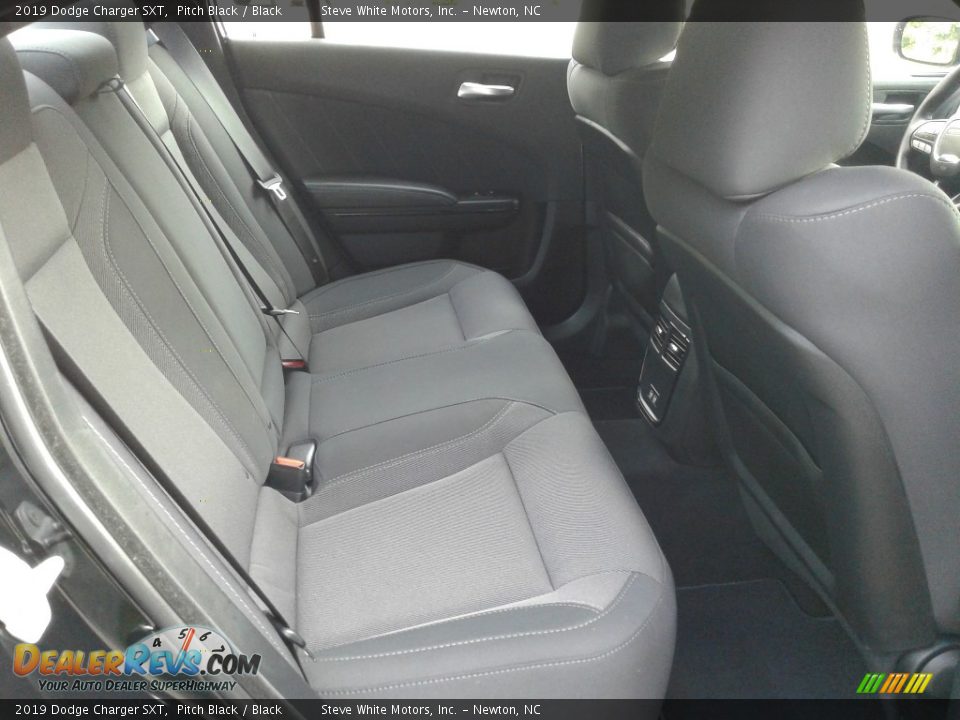 2019 Dodge Charger SXT Pitch Black / Black Photo #15