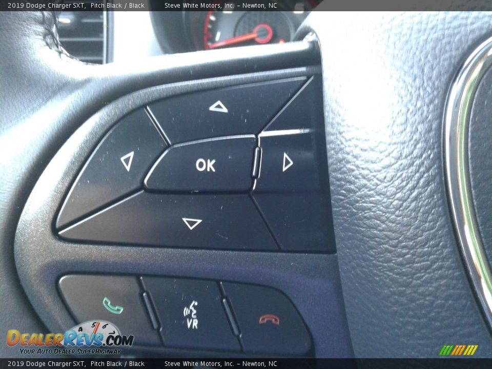 2019 Dodge Charger SXT Pitch Black / Black Photo #18