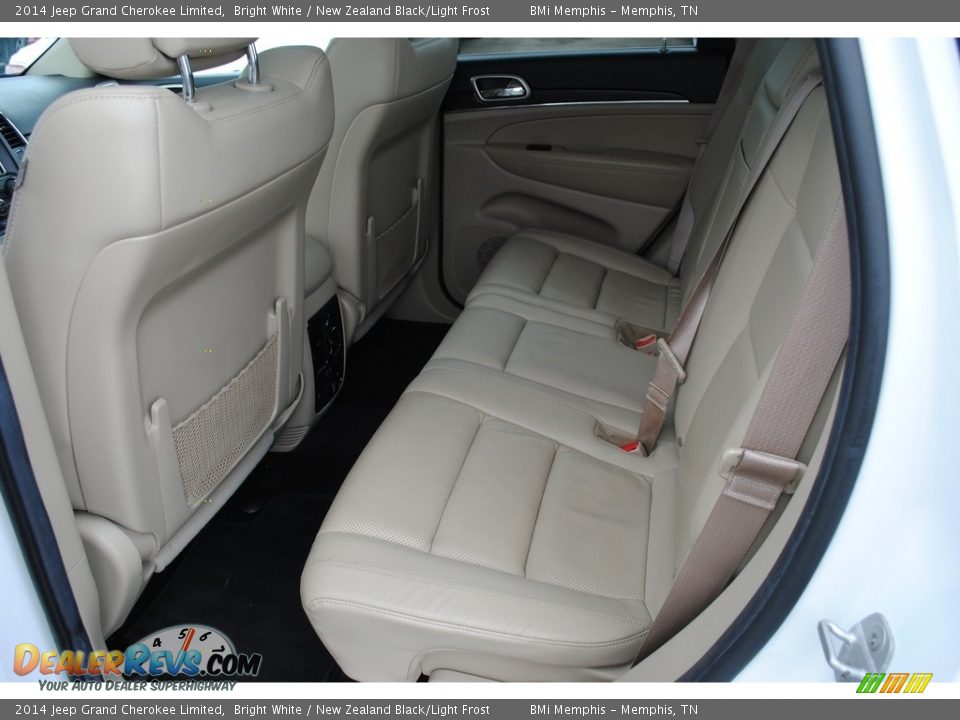 2014 Jeep Grand Cherokee Limited Bright White / New Zealand Black/Light Frost Photo #22