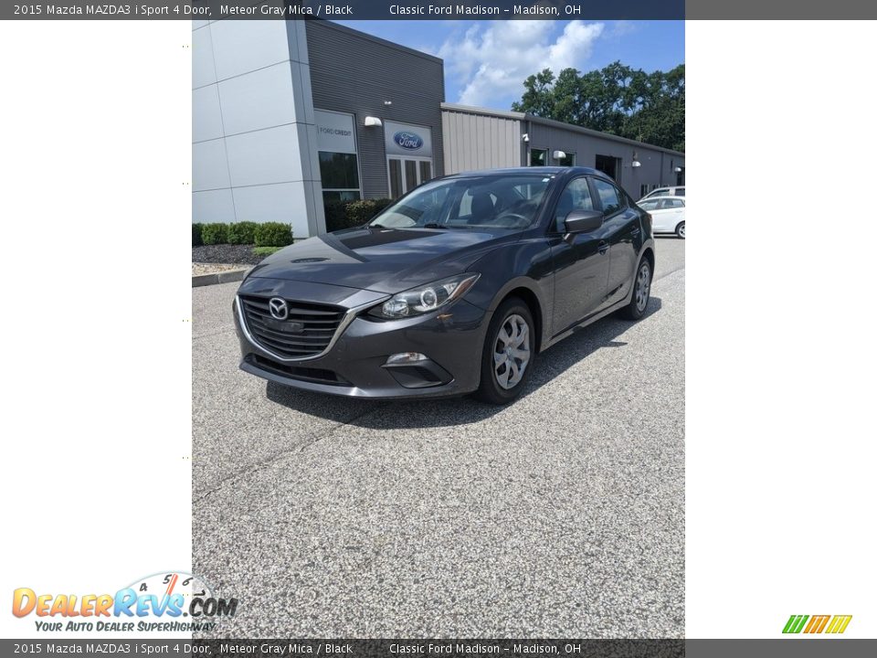 Front 3/4 View of 2015 Mazda MAZDA3 i Sport 4 Door Photo #1