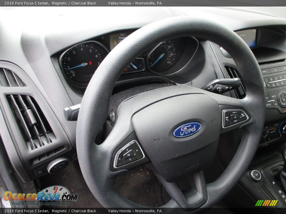2016 Ford Focus S Sedan Magnetic / Charcoal Black Photo #13