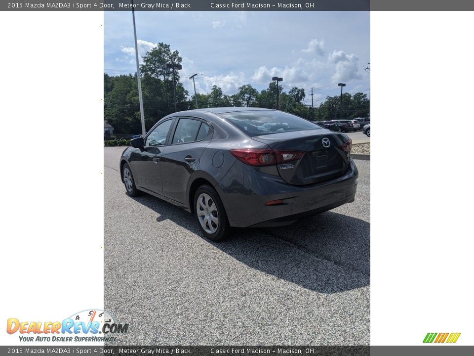 2015 Mazda MAZDA3 i Sport 4 Door Meteor Gray Mica / Black Photo #7