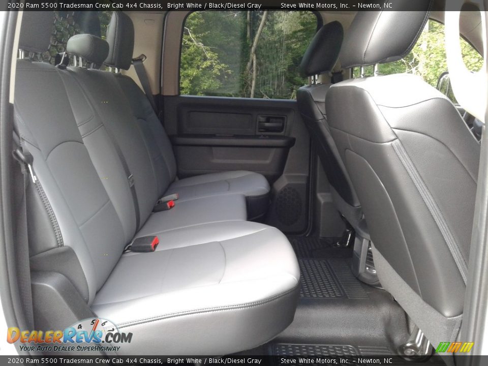 2020 Ram 5500 Tradesman Crew Cab 4x4 Chassis Bright White / Black/Diesel Gray Photo #16