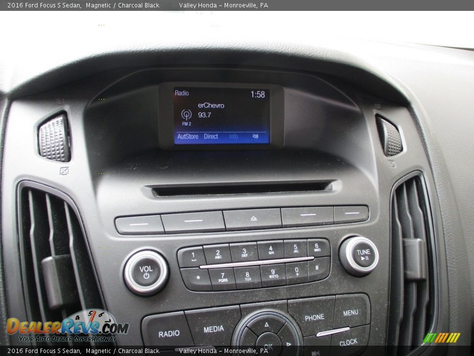 2016 Ford Focus S Sedan Magnetic / Charcoal Black Photo #15