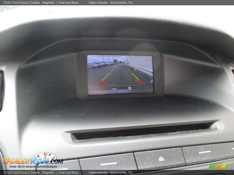 2016 Ford Focus S Sedan Magnetic / Charcoal Black Photo #16