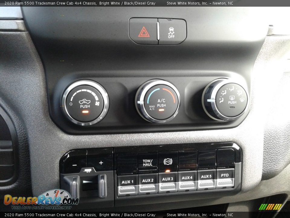 2020 Ram 5500 Tradesman Crew Cab 4x4 Chassis Bright White / Black/Diesel Gray Photo #25