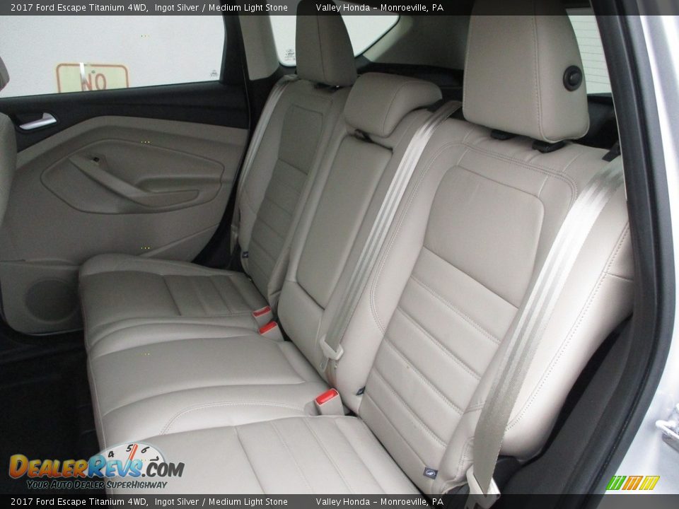 2017 Ford Escape Titanium 4WD Ingot Silver / Medium Light Stone Photo #13