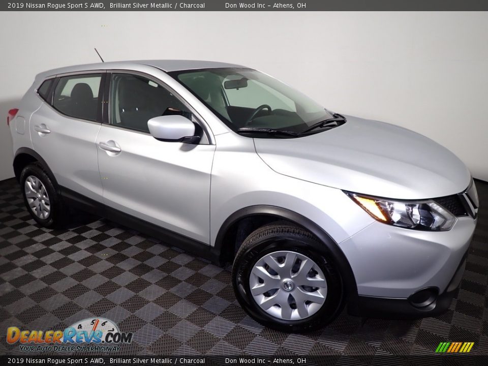 2019 Nissan Rogue Sport S AWD Brilliant Silver Metallic / Charcoal Photo #2