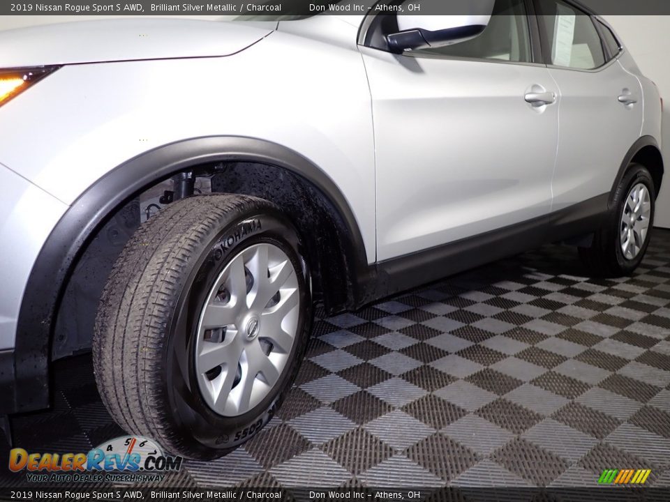 2019 Nissan Rogue Sport S AWD Brilliant Silver Metallic / Charcoal Photo #8