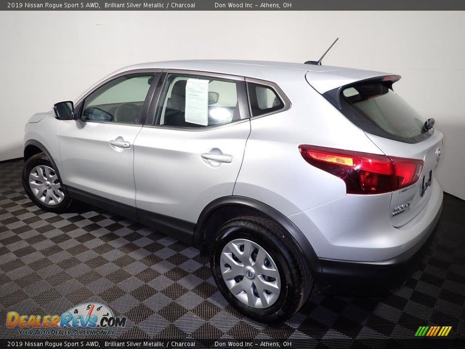 2019 Nissan Rogue Sport S AWD Brilliant Silver Metallic / Charcoal Photo #9