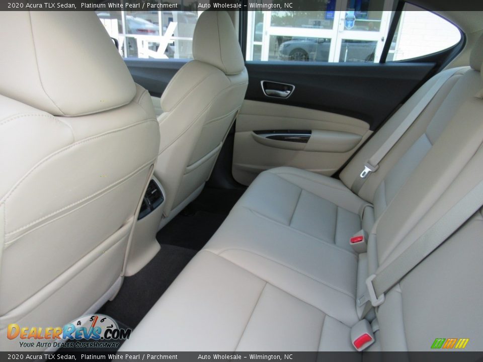 2020 Acura TLX Sedan Platinum White Pearl / Parchment Photo #11