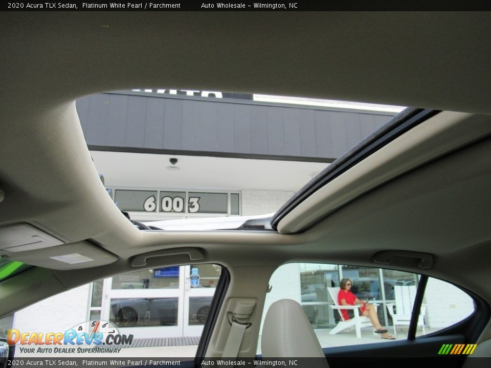 2020 Acura TLX Sedan Platinum White Pearl / Parchment Photo #14