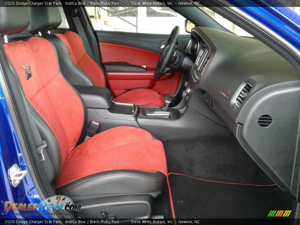 2020 Dodge Charger Scat Pack IndiGo Blue / Black/Ruby Red Photo #17