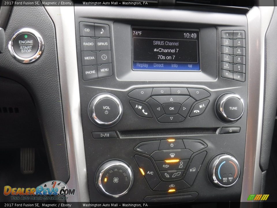 2017 Ford Fusion SE Magnetic / Ebony Photo #18