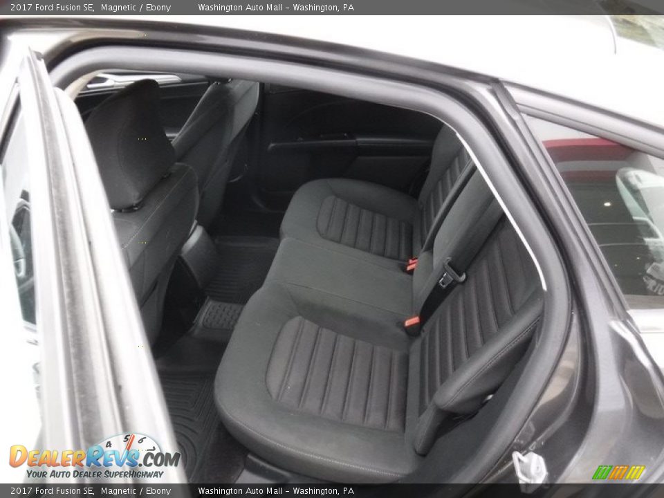 2017 Ford Fusion SE Magnetic / Ebony Photo #23
