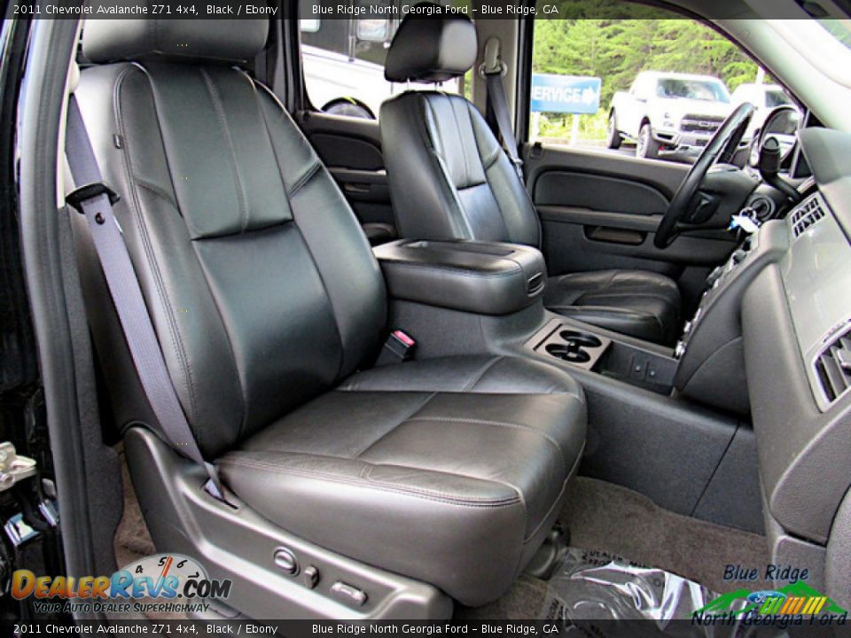 Ebony Interior - 2011 Chevrolet Avalanche Z71 4x4 Photo #12