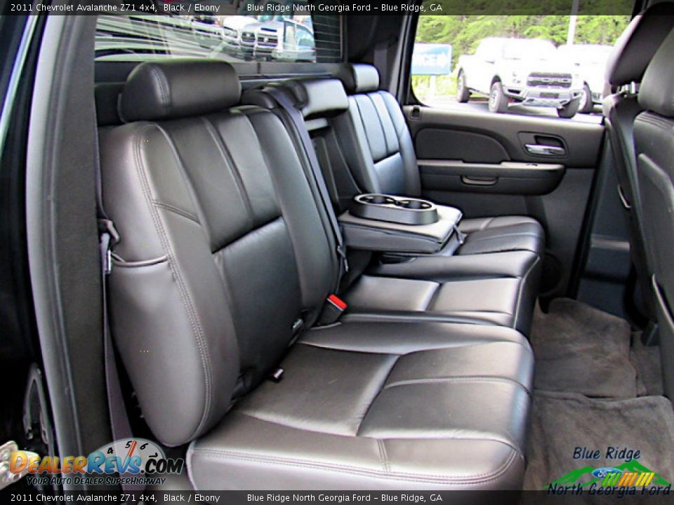 2011 Chevrolet Avalanche Z71 4x4 Black / Ebony Photo #13