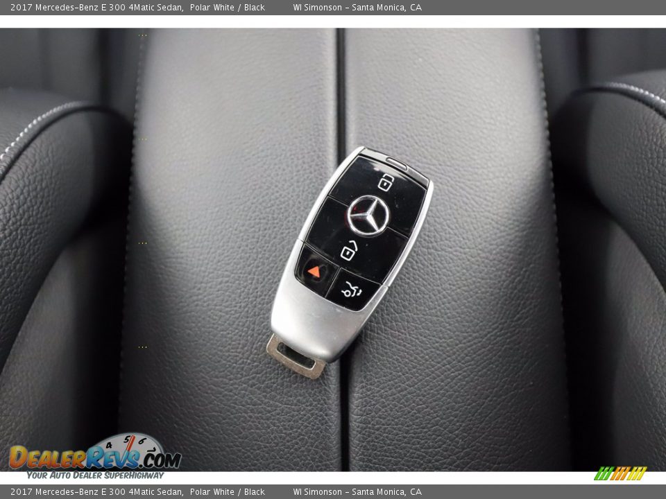 Keys of 2017 Mercedes-Benz E 300 4Matic Sedan Photo #27