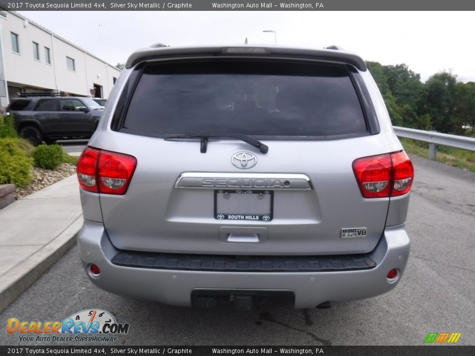 2017 Toyota Sequoia Limited 4x4 Silver Sky Metallic / Graphite Photo #17