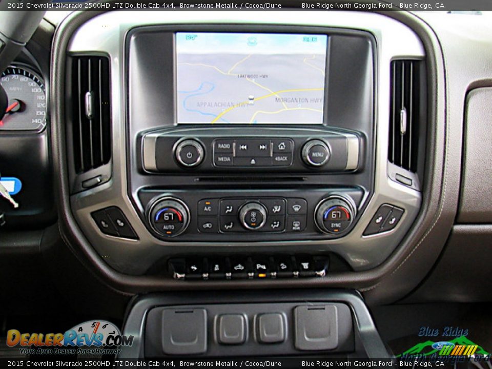 Controls of 2015 Chevrolet Silverado 2500HD LTZ Double Cab 4x4 Photo #18