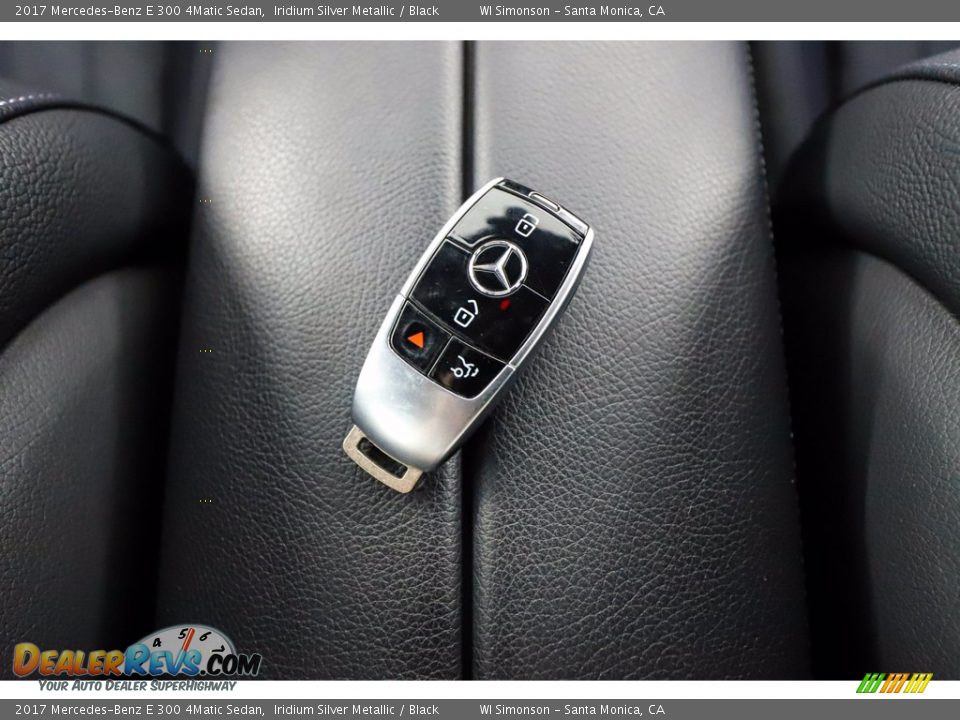 2017 Mercedes-Benz E 300 4Matic Sedan Iridium Silver Metallic / Black Photo #27