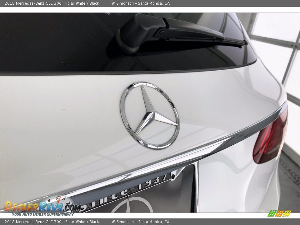 2018 Mercedes-Benz GLC 300 Polar White / Black Photo #7