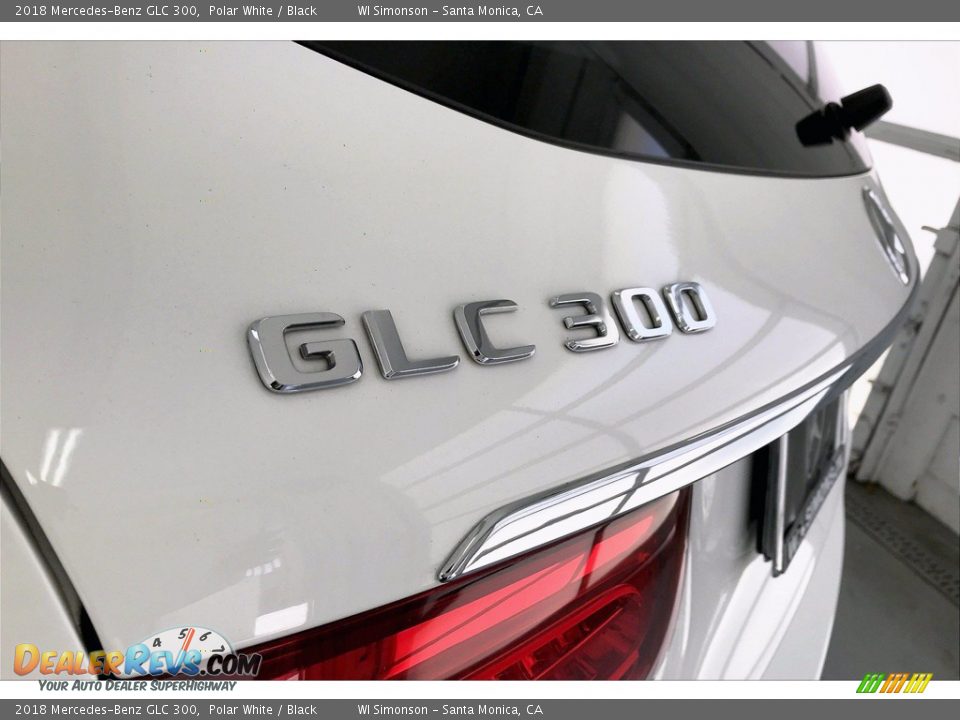 2018 Mercedes-Benz GLC 300 Polar White / Black Photo #27