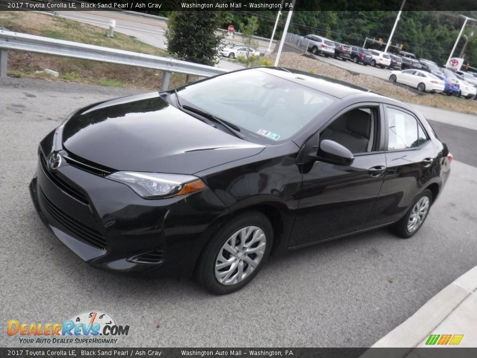 2017 Toyota Corolla LE Black Sand Pearl / Ash Gray Photo #10