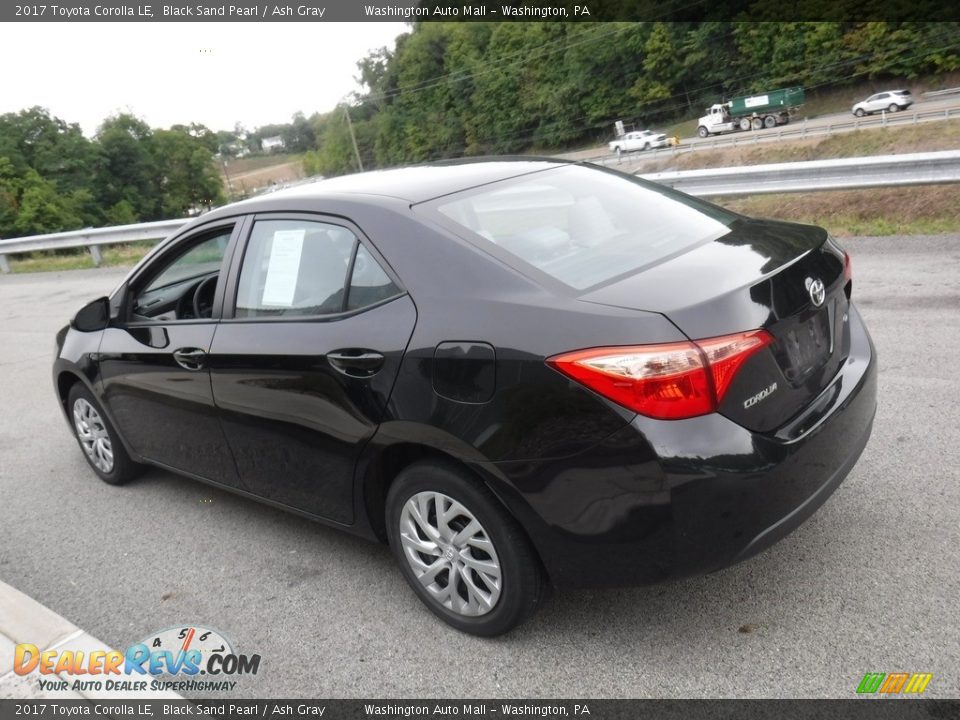 2017 Toyota Corolla LE Black Sand Pearl / Ash Gray Photo #12