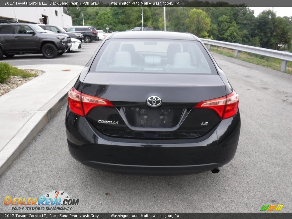 2017 Toyota Corolla LE Black Sand Pearl / Ash Gray Photo #13