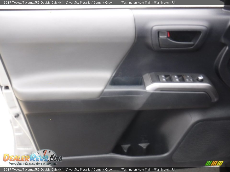 2017 Toyota Tacoma SR5 Double Cab 4x4 Silver Sky Metallic / Cement Gray Photo #21