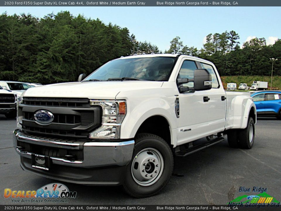 2020 Ford F350 Super Duty XL Crew Cab 4x4 Oxford White / Medium Earth Gray Photo #1
