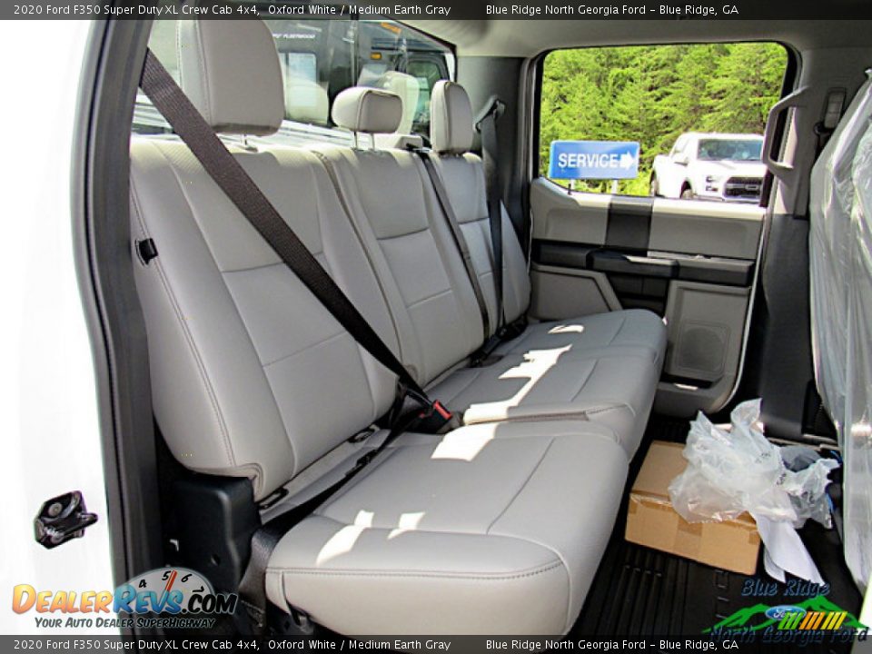 2020 Ford F350 Super Duty XL Crew Cab 4x4 Oxford White / Medium Earth Gray Photo #13