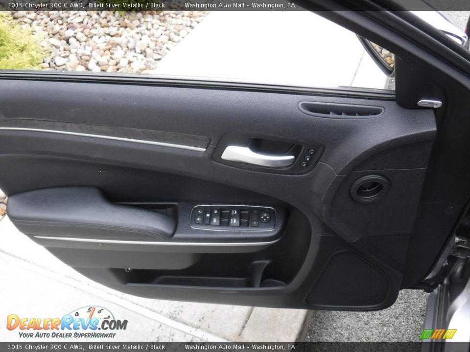 Door Panel of 2015 Chrysler 300 C AWD Photo #14