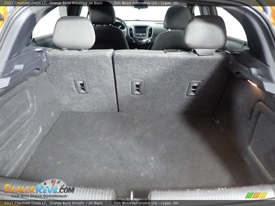 2017 Chevrolet Cruze LT Orange Burst Metallic / Jet Black Photo #14