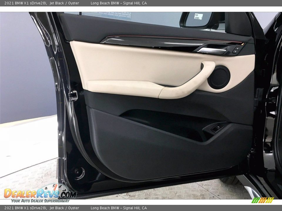 Door Panel of 2021 BMW X1 sDrive28i Photo #13