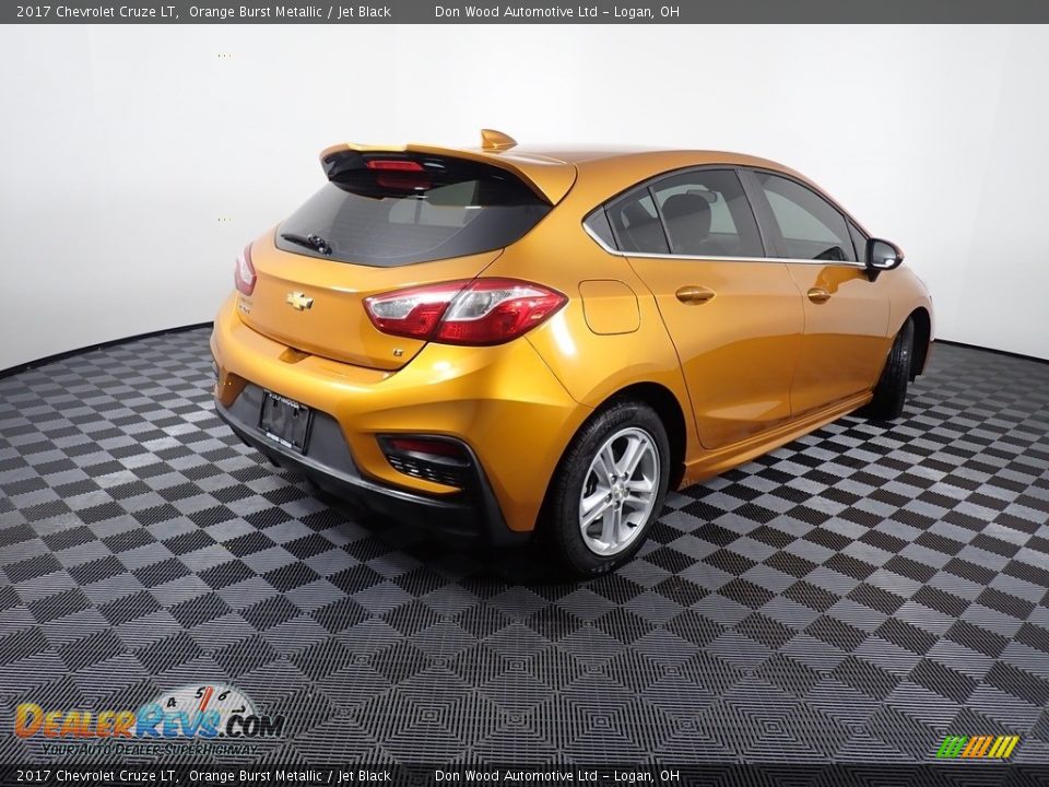 2017 Chevrolet Cruze LT Orange Burst Metallic / Jet Black Photo #16