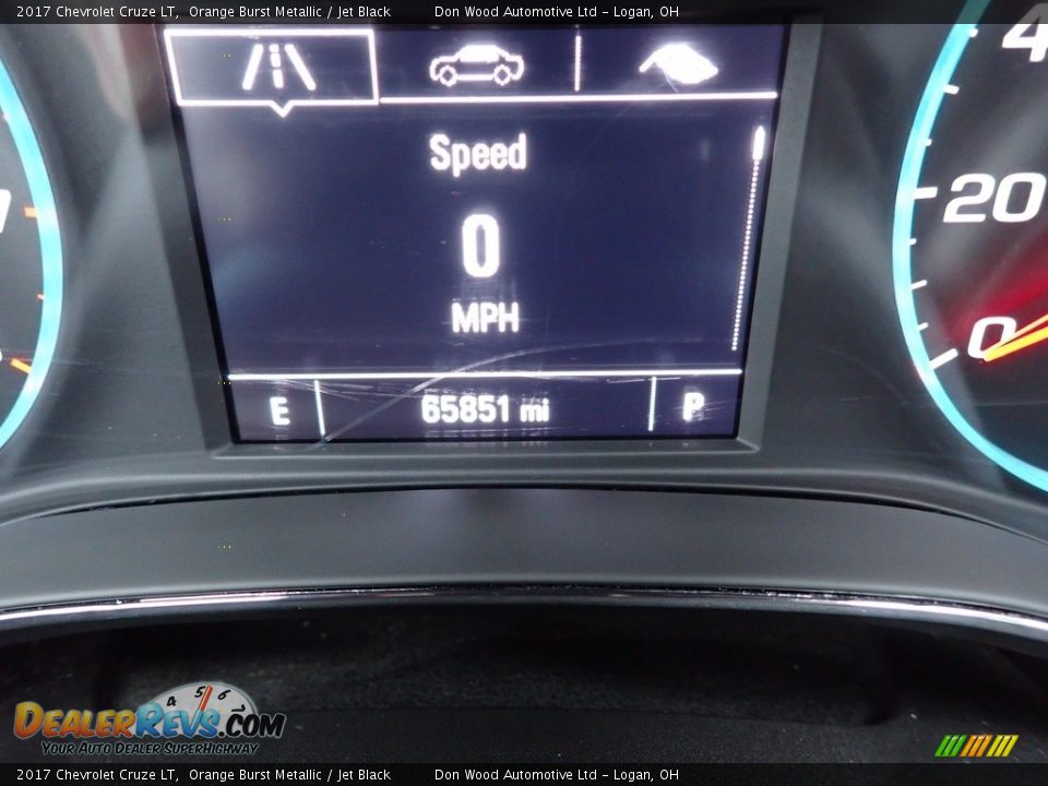 2017 Chevrolet Cruze LT Orange Burst Metallic / Jet Black Photo #21