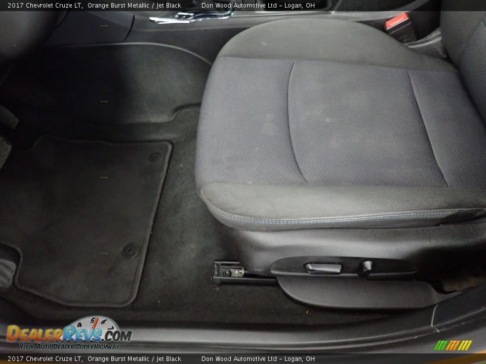 2017 Chevrolet Cruze LT Orange Burst Metallic / Jet Black Photo #31