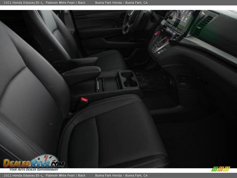 2021 Honda Odyssey EX-L Platinum White Pearl / Black Photo #30